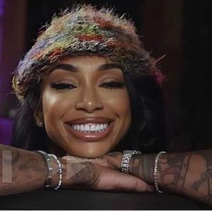 Meet your Posher, Rae